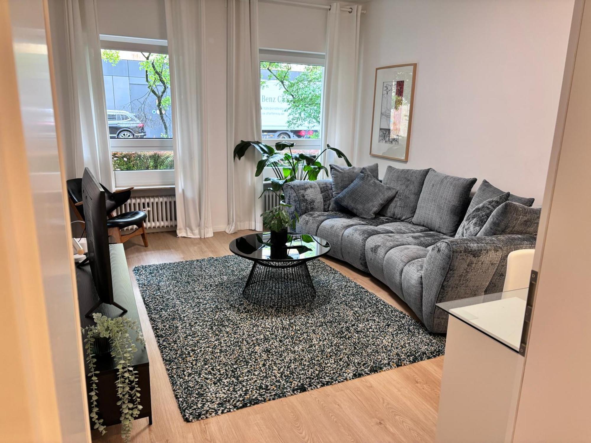 Raum2Go - No1 Modernes Ruhiges 2-Schlafzimmer Apartment City & Park ヴィースバーデン エクステリア 写真